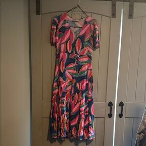 Vibrant Pink & Navy Floral Midi tier Dress - w/pockets, size L